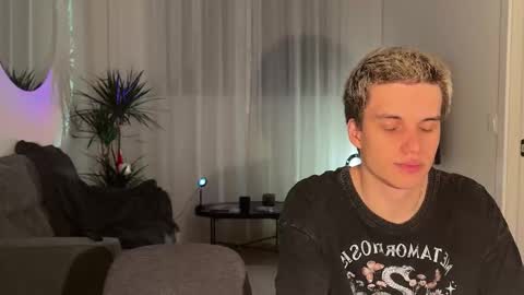 Molly and Nick online show from March 2026 10:59:01 PM