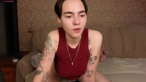 Snapshot of twobabesweet chatting on June 2026 09:14:01 AM Welcome guys We Lili and Vic PVT open online show from June 2026 09:14:01 AM