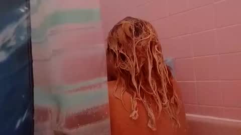 Twocrazy85 online show from December 2025 01:50:02 PM