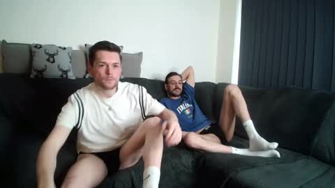 Snapshot of twotwinkhusbands chatting on May 2026 06:04:02 PM RyanRowan online show from May 2026 06:04:02 PM