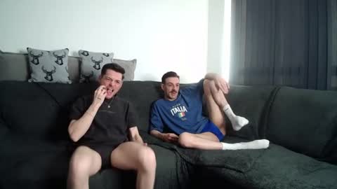 Snapshot of twotwinkhusbands chatting on June 2026 06:18:02 PM RyanRowan online show from June 2026 06:18:02 PM