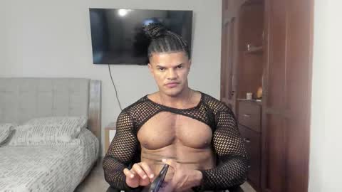 Yorquis Guzman online show from October 2025 04:27:02 PM