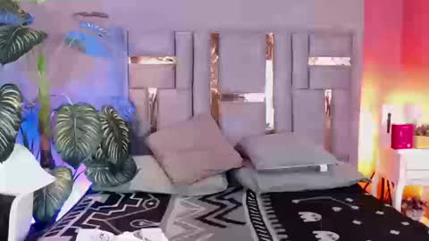 Snapshot of tyla_ks chatting on September 2025 08:03:01 PM tyla_ks online show from September 2025 08:03:01 PM