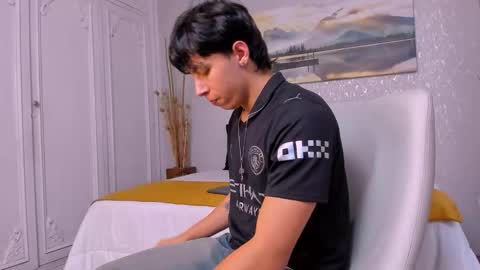 Tyler online show from October 2025 04:15:02 AM