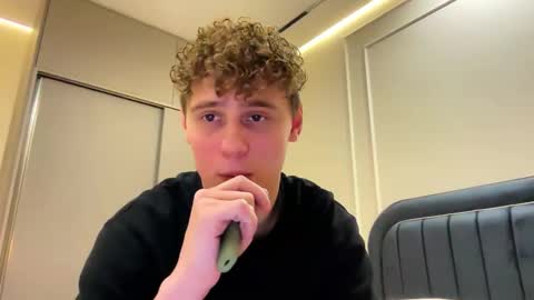 tyler_garrner online show from February 2026 04:43:02 PM