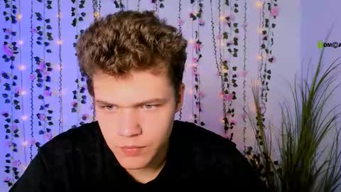 tyler_sparks_ online show from September 2025 05:42:02 AM