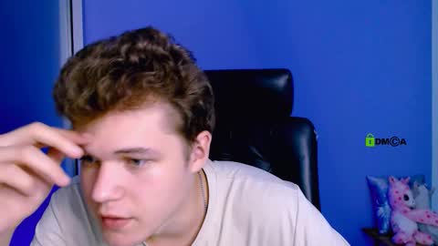 tyler_sparks_ online show from September 2025 01:36:01 PM