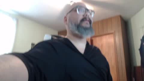 Snapshot of tylergstrings1 chatting on January 2025 03:57:01 PM Tyler G Strings online show from January 2025 03:57:01 PM