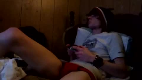 Snapshot of tylerlee199169 chatting on January 2025 04:43:02 PM Tyler online show from January 2025 04:43:02 PM