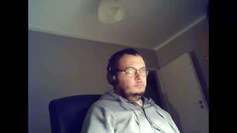 tyradi1991 online show from December 2024 07:00:01 PM