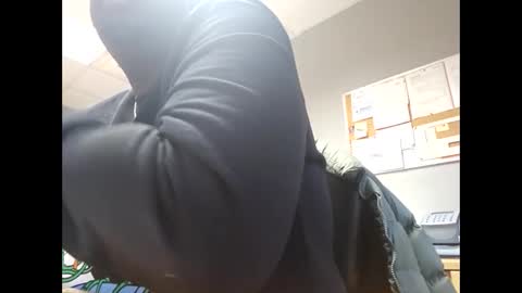 Snapshot of tyroneall chatting on December 2024 03:01:01 PM tyroneall online show from December 2024 03:01:01 PM