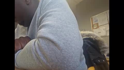 Snapshot of tyroneall chatting on January 2025 02:51:02 PM tyroneall online show from January 2025 02:51:02 PM