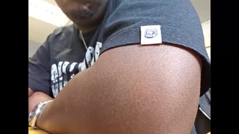 Snapshot of tyroneall chatting on September 2025 12:41:01 PM tyroneall online show from September 2025 12:41:01 PM