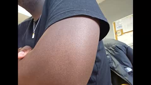 Snapshot of tyroneall chatting on October 2025 02:07:02 PM tyroneall online show from October 2025 02:07:02 PM