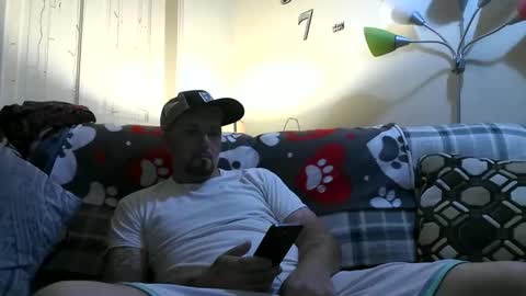 tywinn68 online show from October 2025 07:10:02 PM