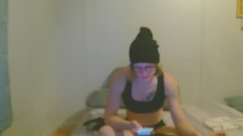 Snapshot of tyyyler93 chatting on January 2025 05:13:01 AM TylerAlternative online show from January 2025 05:13:01 AM