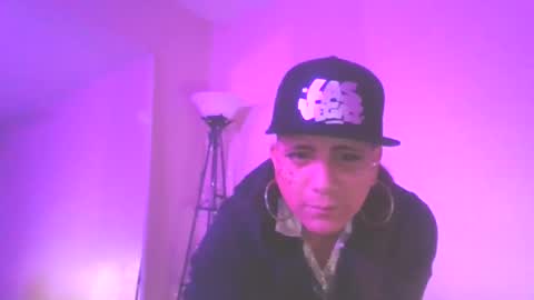 Azelia B online show from January 2025 01:58:01 PM