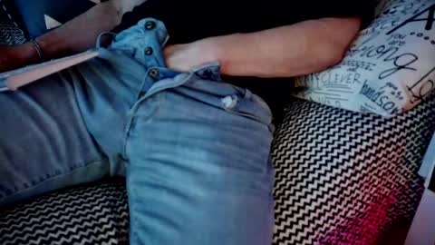 Daddy online show from March 2025 03:32:01 AM