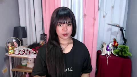 Snapshot of ugly_asianlover chatting on December 2024 11:11:02 AM rechelle online show from December 2024 11:11:02 AM