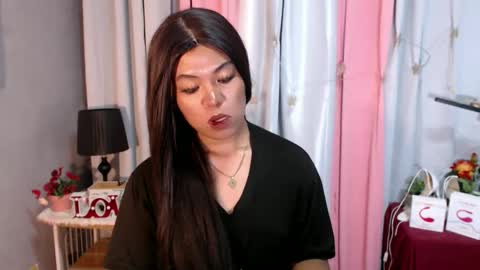 Snapshot of ugly_asianlover chatting on December 2024 01:55:02 PM rechelle online show from December 2024 01:55:02 PM