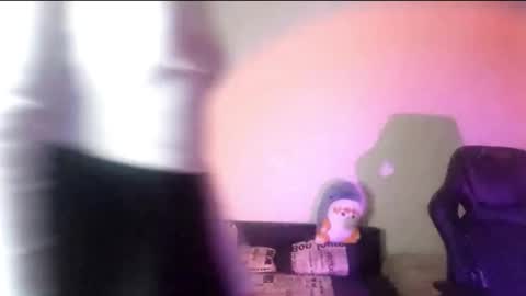 Vickie online show from October 2025 03:14:02 PM