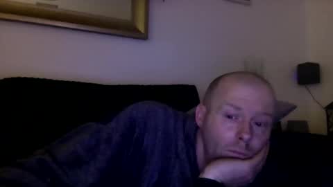 Snapshot of ukmatty3 chatting on December 2024 08:40:01 PM ukmatty3 online show from December 2024 08:40:01 PM
