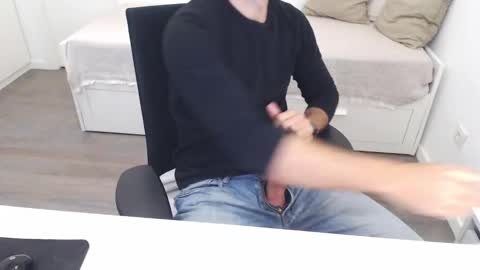 Snapshot of ulep chatting on November 2025 11:53:01 AM Ulep online show from November 2025 11:53:01 AM