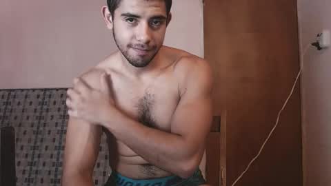 Ulises Gomez online show from March 2025 03:39:01 PM