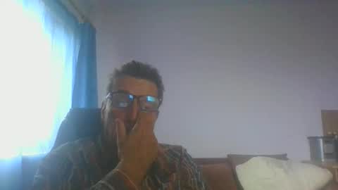 ulmeni4 online show from October 2025 12:01:02 PM