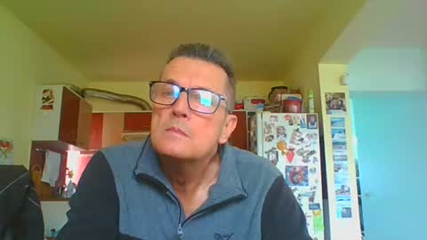 Snapshot of ulmeni4 chatting on May 2026 11:28:01 AM ulmeni4 online show from May 2026 11:28:01 AM