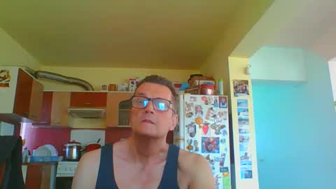 Snapshot of ulmeni7 chatting on April 2026 01:48:02 PM ulmeni7 online show from April 2026 01:48:02 PM