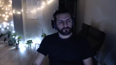 Snapshot of ultratoaster chatting on December 2024 12:09:01 AM ultratoaster online show from December 2024 12:09:01 AM