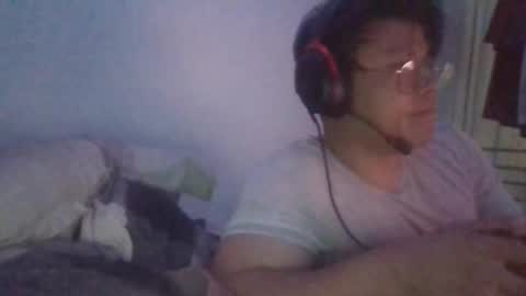 Snapshot of umdenny chatting on April 2026 07:33:02 AM Dennythetruth online show from April 2026 07:33:02 AM