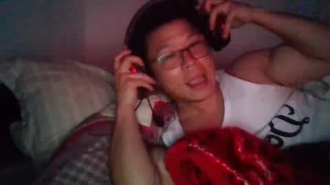 Snapshot of umdenny chatting on May 2026 09:27:01 AM Dennythetruth online show from May 2026 09:27:01 AM