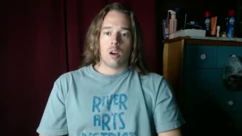 Snapshot of umphreak42 chatting on September 2025 12:15:01 AM Andrew online show from September 2025 12:15:01 AM