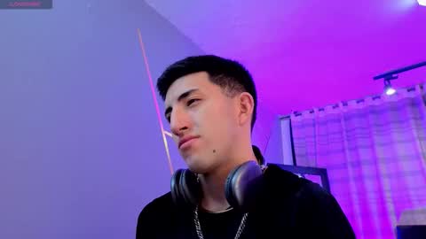 un_sluttyy online show from December 2025 11:38:02 AM