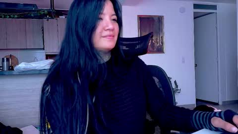 Franchesca  online show from December 2025 08:06:02 PM