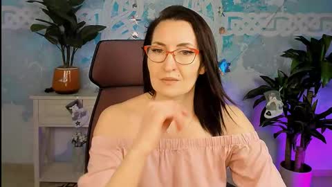 Snapshot of unatera chatting on December 2025 09:16:02 AM UnaTera online show from December 2025 09:16:02 AM