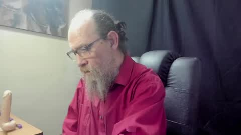 Uncle Hottie online show from April 2026 03:42:02 PM