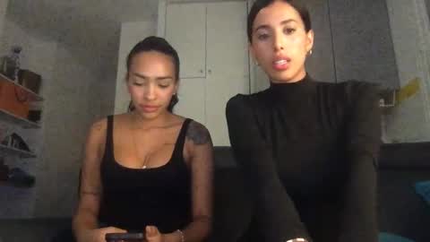 Snapshot of unconquered chatting on December 2025 02:50:02 AM Unconquered hot angels online show from December 2025 02:50:02 AM