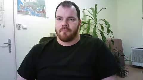 Snapshot of uncut_strong chatting on January 2025 03:36:01 PM Uncut Strong online show from January 2025 03:36:01 PM