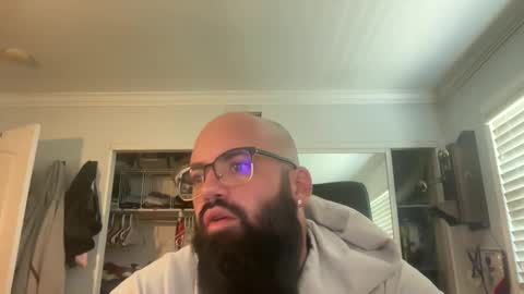 Snapshot of uncutbeard129840 chatting on October 2025 04:52:02 PM uncutbeard129840 online show from October 2025 04:52:02 PM