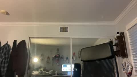 uncutbeard129840 online show from May 2026 12:46:01 PM