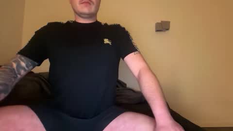 Tom online show from February 2026 10:19:02 PM