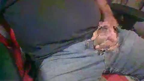 uncutmike7x5 online show from November 2025 07:02:02 PM