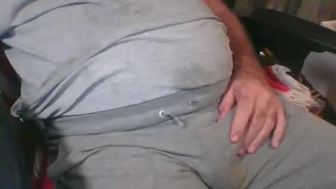 uncutmike7x5 online show from November 2025 01:19:02 AM