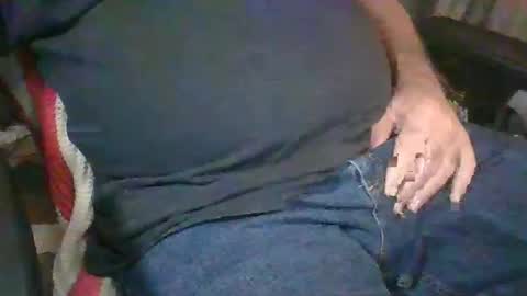 uncutmike7x5 online show from December 2025 05:20:02 PM