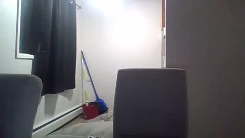 Snapshot of uncutstud18 chatting on November 2025 09:24:01 AM UncutStud online show from November 2025 09:24:01 AM