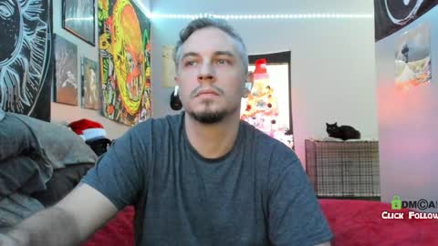 Snapshot of uncutstudxxx chatting on January 2025 08:01:01 PM UncutSTUDXXXManyvids online show from January 2025 08:01:01 PM