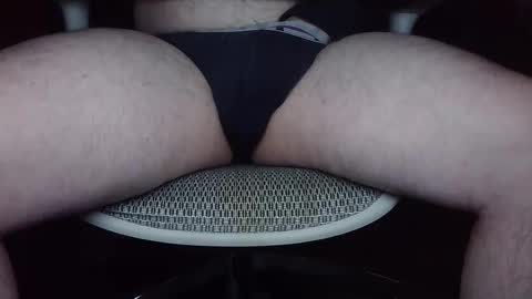 Under the desk online show from January 2026 09:51:01 PM